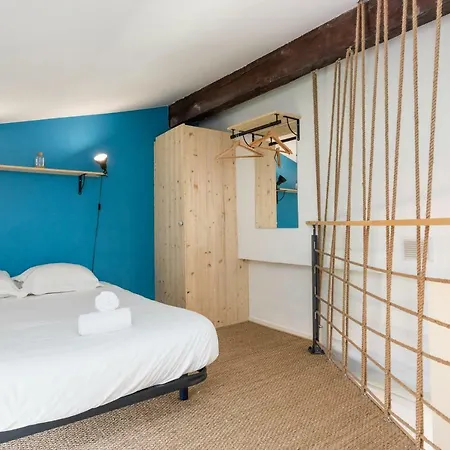 Duplex Lumineux Au Coeur De Avec Parking Apartment