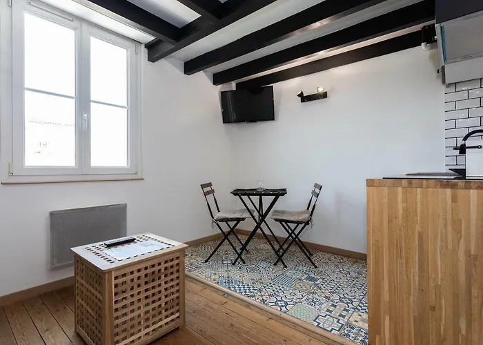 Duplex Lumineux Au Coeur De Avec Parking Daire